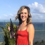 Travel expert Pollyann Giffin warns against airport USB charging stations, bloating foods and sandals on planes, sharing smart safety tips to help travellers fly stress-free.