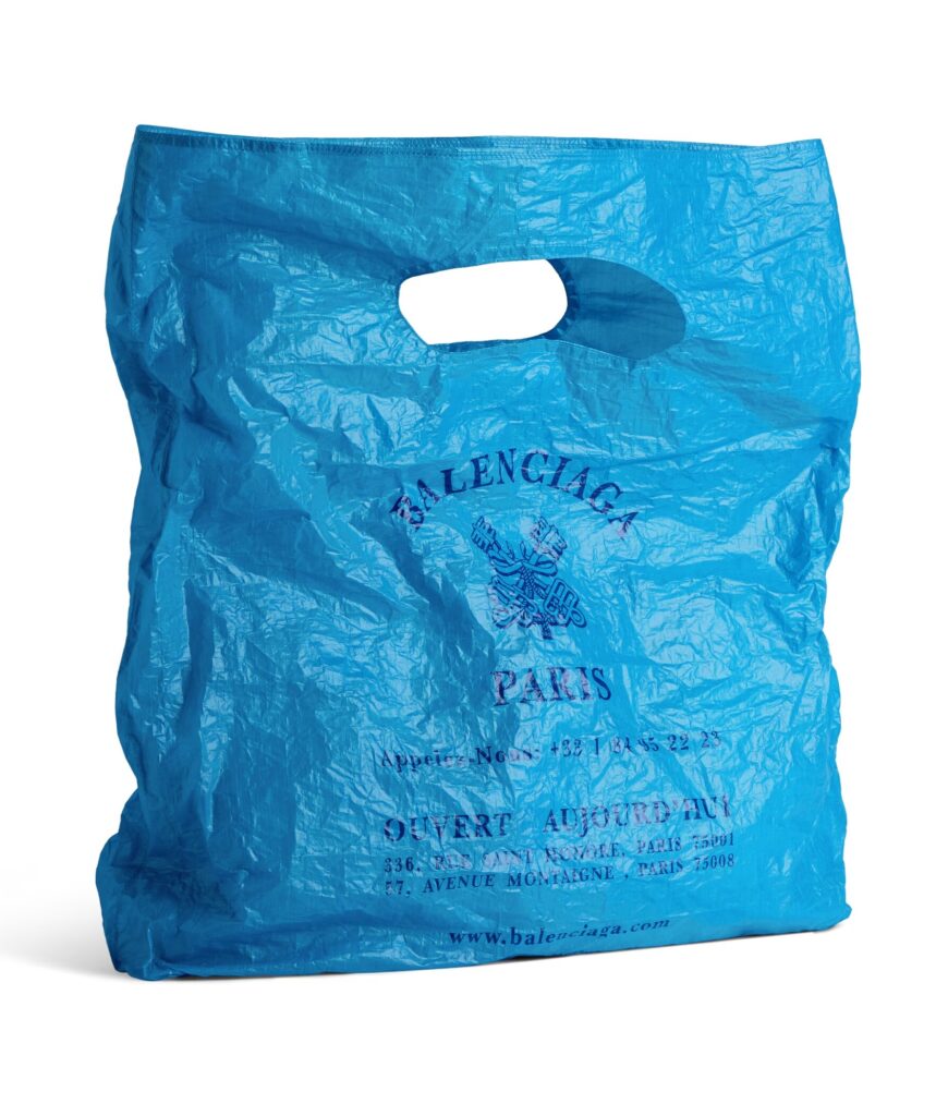 Balenciaga’s £775 Marché Packable Tote mimics a worn supermarket bag with crinkles, Paris store details and Italian craftsmanship, sparking debate over luxury pricing.