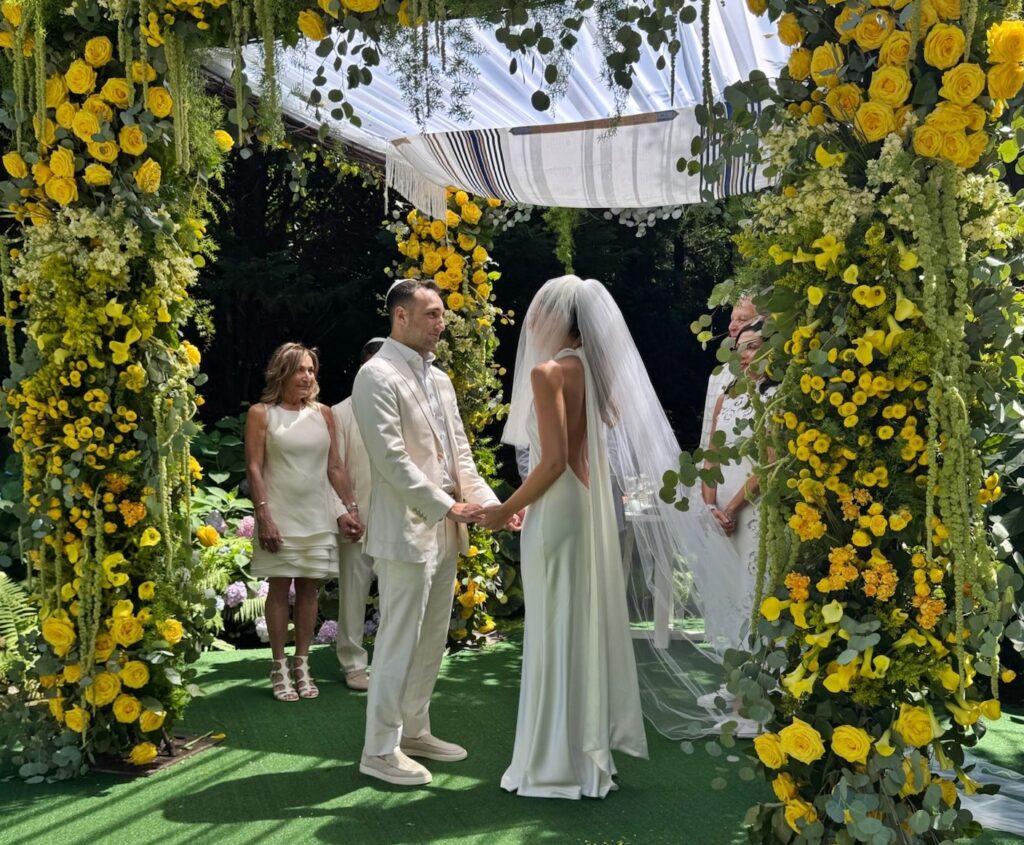 Bride Nicole Wallach hired an Etsy witch for £11.30 to cast a no-rain spell and claims it worked, turning her gloomy forecast into perfect sunshine for her July wedding.
