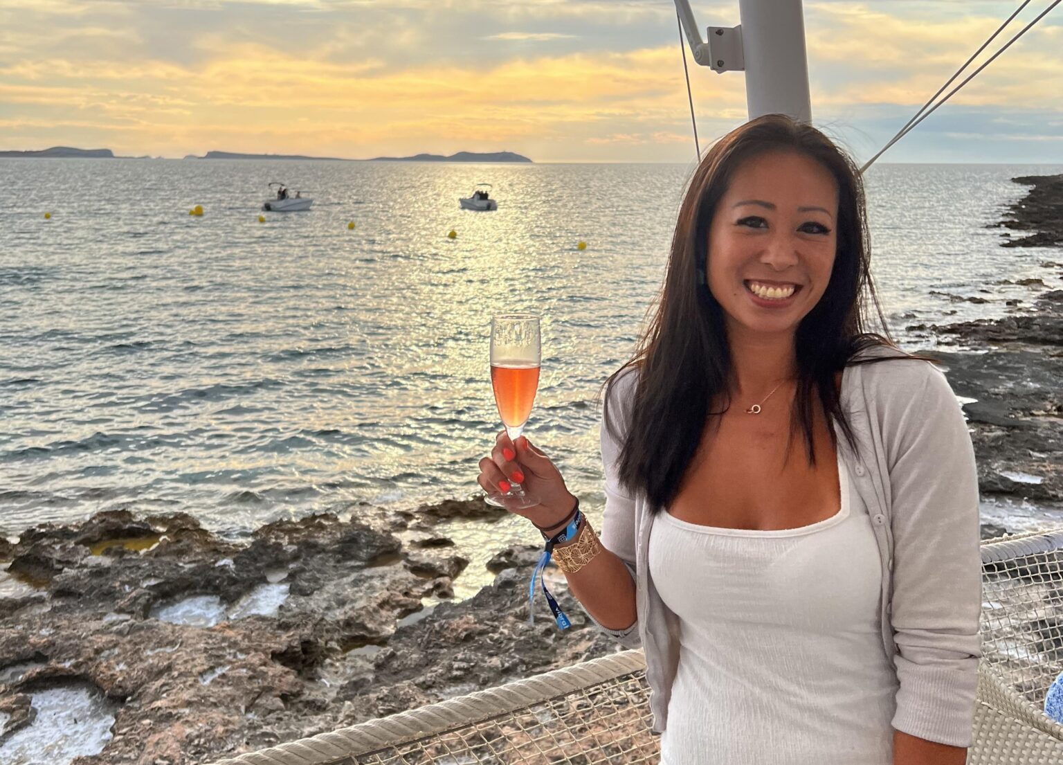 A solo traveller shares Ibiza safety tips for women after partying alone in Playa d'en Bossa, warning of pricey drinks, packed clubs, and rampant drug offers on the streets.
