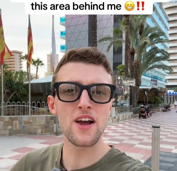 A Brit in Benidorm warns tourists of pickpockets near the Old Town between the Helios and Venus hotels urging vigilance to avoid theft in this busy party city hotspot.
