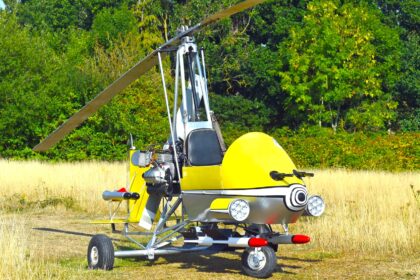 James Bond fans can bid on a £12,000 replica of Little Nellie, the 007 gyrocopter from You Only Live Twice, going under the hammer after 40 years off the skies.