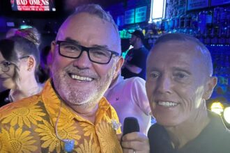 Tears for Fears star Curt Smith surprised tribute band Close to Tears by turning up at their Bristol gig, paying £17 for entry and praising their performance afterwards.