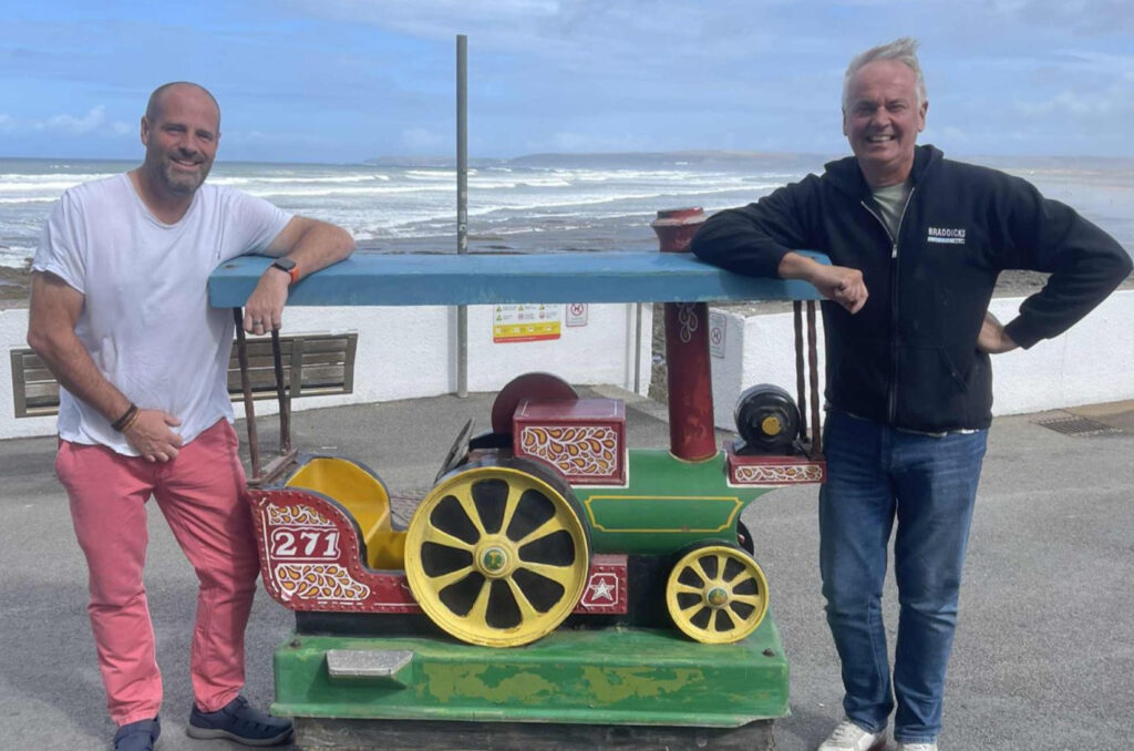Steve Dance, 54, recreated a childhood seaside photo on the same ride in Devon nearly 50 years later as a heartfelt tribute to his late dad who took the original picture.