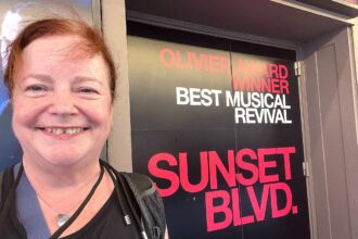 A UK woman flew 3,400 miles solo to NYC for a 24-hour dream trip to see Sunset Boulevard on Broadway, squeezing in sightseeing and pancakes before flying home.