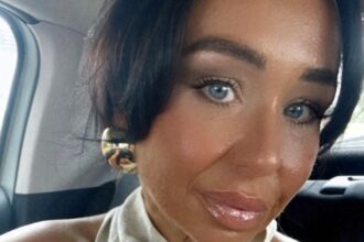 Sleepwalking mum wakes at 4am to find herself boiling Pepsi in a wok on the hob - Wendy Mellor from Middlesbrough says bizarre incident could have been dangerous.