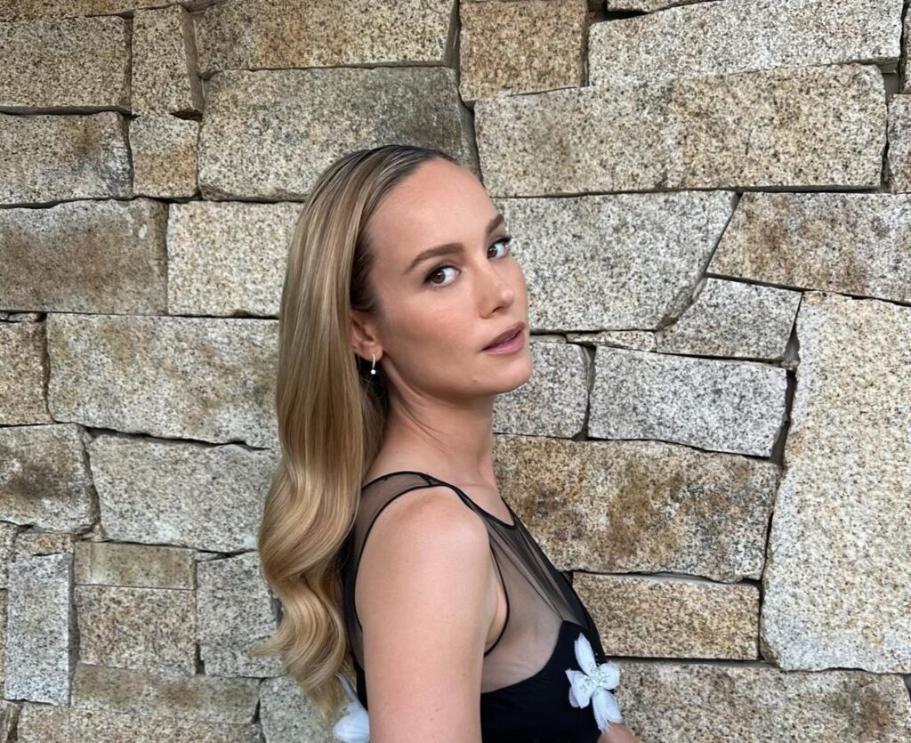 Brie Larson tries the viral Nicki Minaj challenge for fun but the trend turns dangerous as one woman breaks her spine attempting the pose in a shocking kitchen accident.
