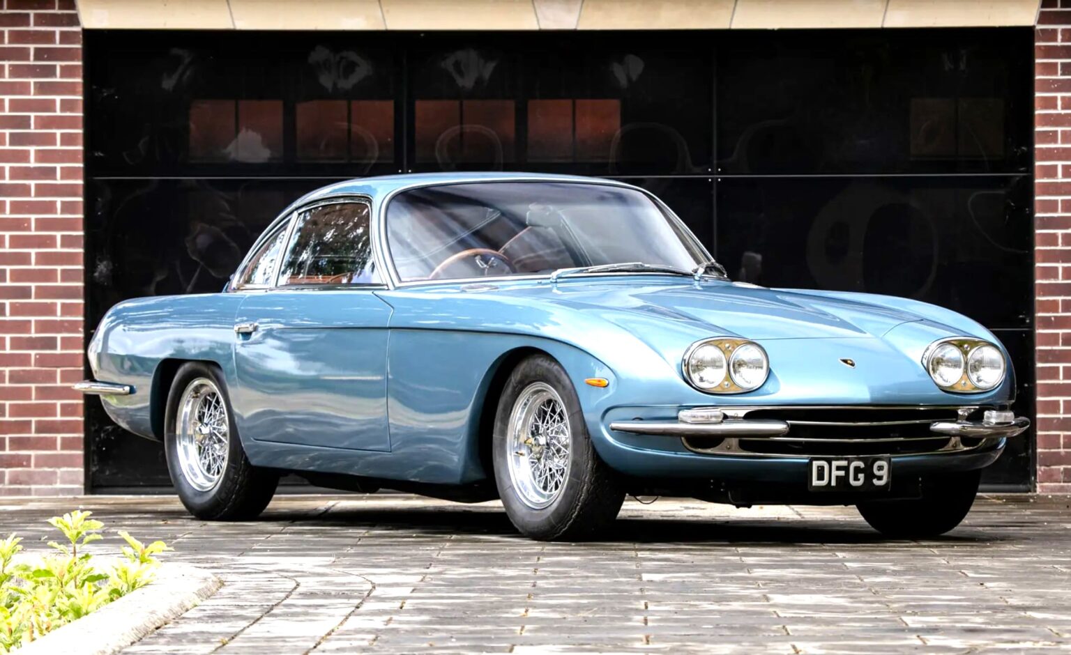 Rare 1967 Lamborghini 400 GT 2+2 in pristine condition with only 27,800 miles is up for sale at £350,000, offering V12 performance and exceptional provenance.