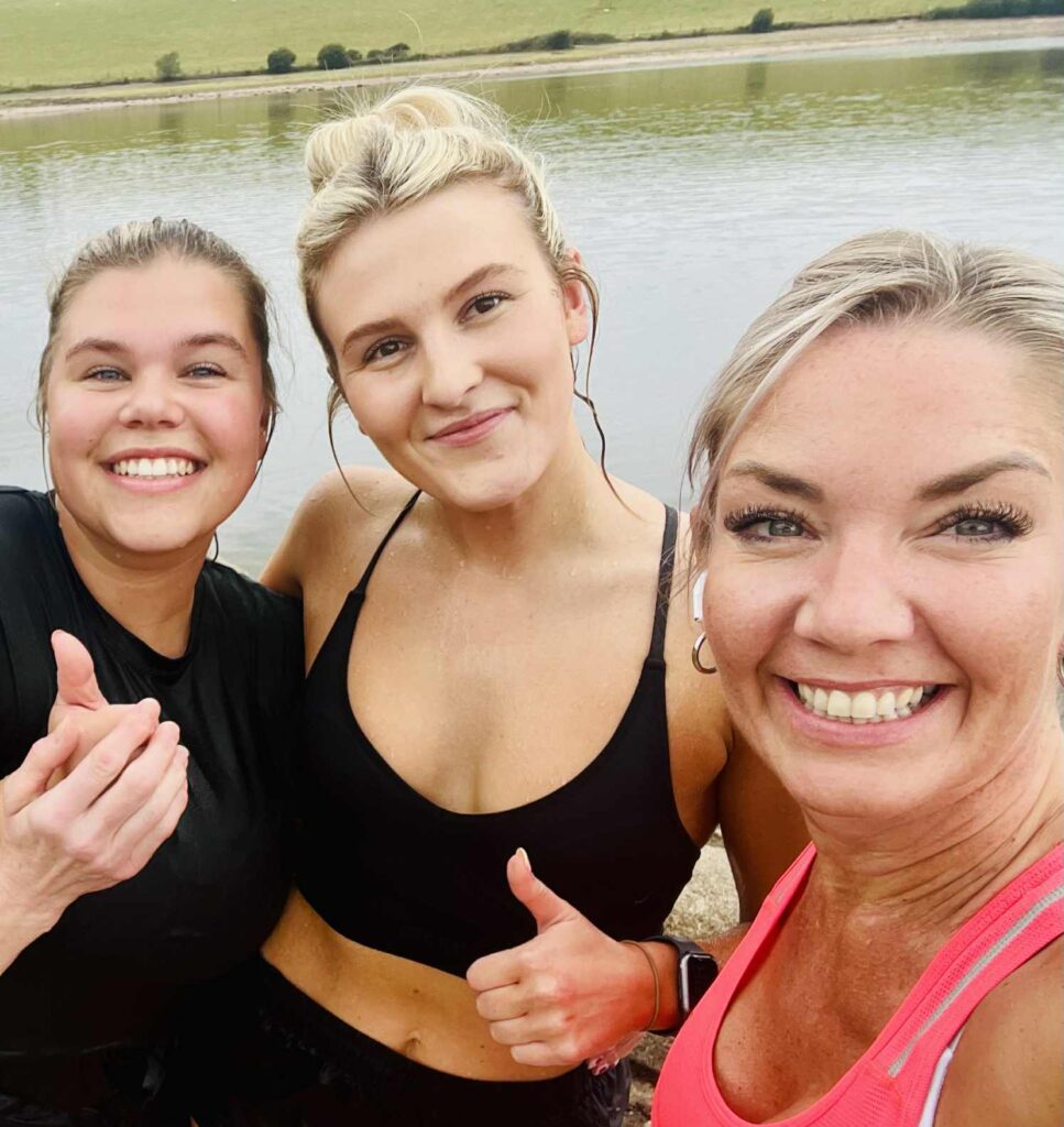 Three women training for the London Marathon rescued a drowning sheep in Cornwall’s Siblyback Lake after it fled a dog, bravely diving in to save its life.
