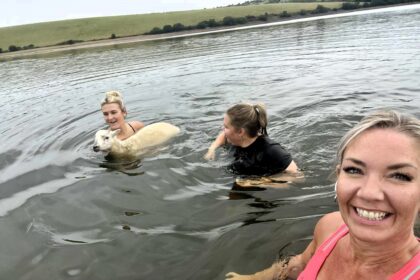 Three women training for the London Marathon rescued a drowning sheep in Cornwall’s Siblyback Lake after it fled a dog, bravely diving in to save its life.