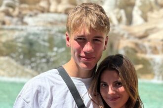 A UK couple flew to Rome for a same-day date, saw top landmarks, and spent just £120 total—less than a typical night out back home. A whirlwind trip full of memories.