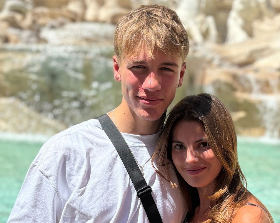 A UK couple flew to Rome for a same-day date, saw top landmarks, and spent just £120 total—less than a typical night out back home. A whirlwind trip full of memories.