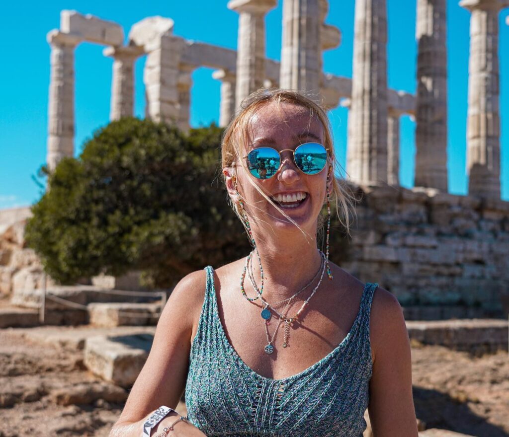 Daisy Dyke, 33, has spent 15 years solo travelling to 69 countries, rejecting a traditional life path. She built a 196k following by sharing her adventures and fearless lifestyle.