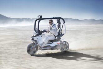 BMW unveils the Motorrad Vision CE, a futuristic electric scooter with roll cage, self-balancing tech and bold design, redefining safe and stylish urban mobility.