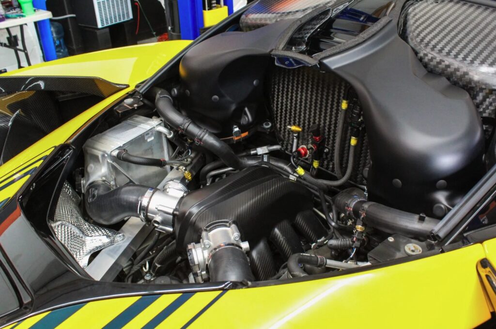 A custom McLaren Senna GTR in Ayrton Senna’s iconic yellow and green livery is up for auction at £595,000, boasting 814hp, 210mph speed and just 543 miles.