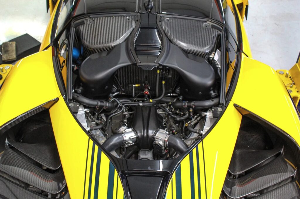 A custom McLaren Senna GTR in Ayrton Senna’s iconic yellow and green livery is up for auction at £595,000, boasting 814hp, 210mph speed and just 543 miles.