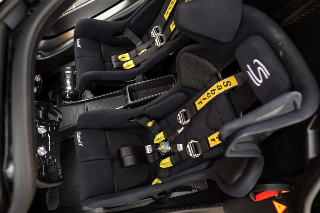 A custom McLaren Senna GTR in Ayrton Senna’s iconic yellow and green livery is up for auction at £595,000, boasting 814hp, 210mph speed and just 543 miles.