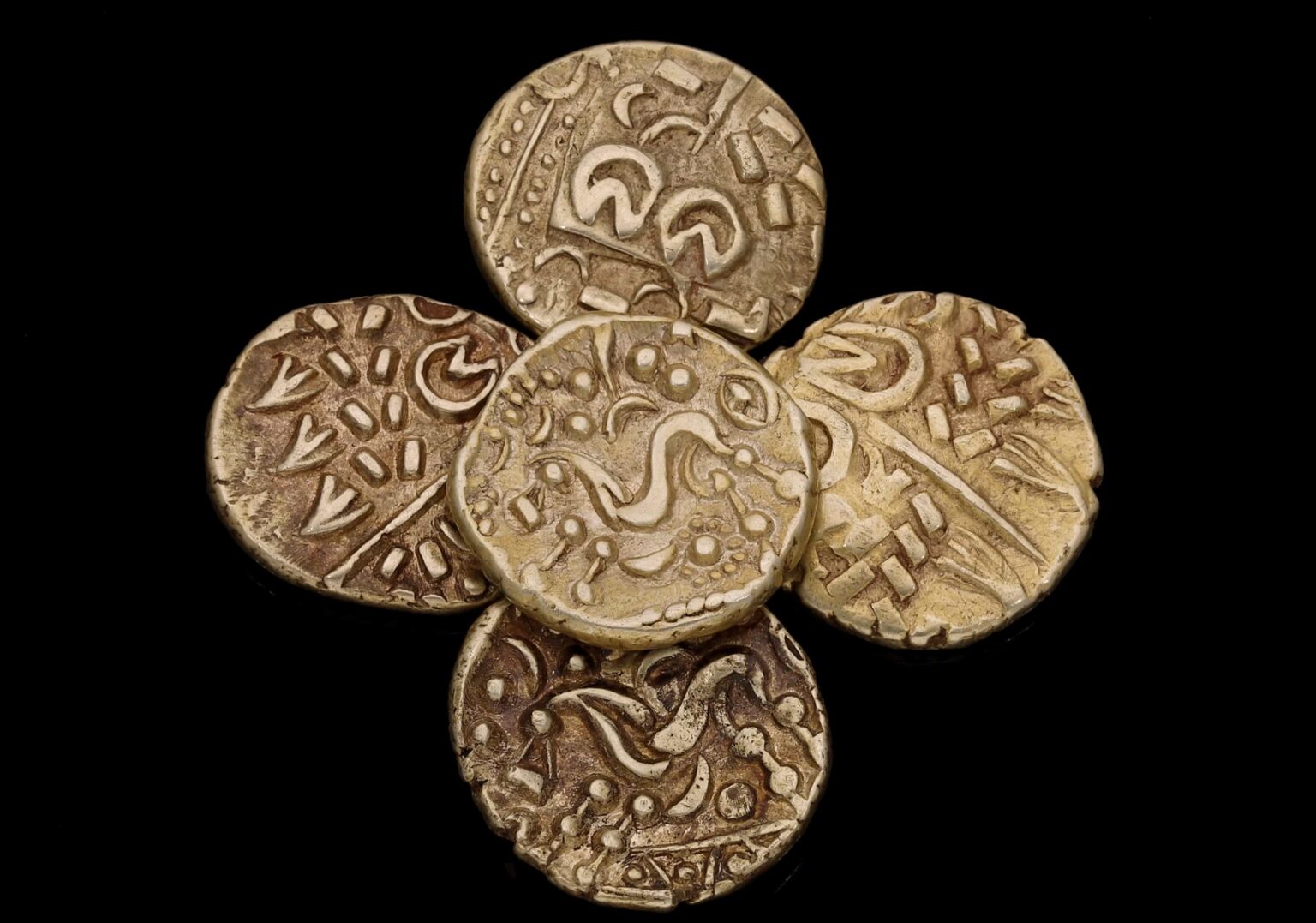 Amateur detectorist David McIntyre Haigh unearthed a hoard of Iron Age Corieltauvi gold coins near Whitwell, Derbyshire, with the rare find set to fetch around £5,000 at auction.