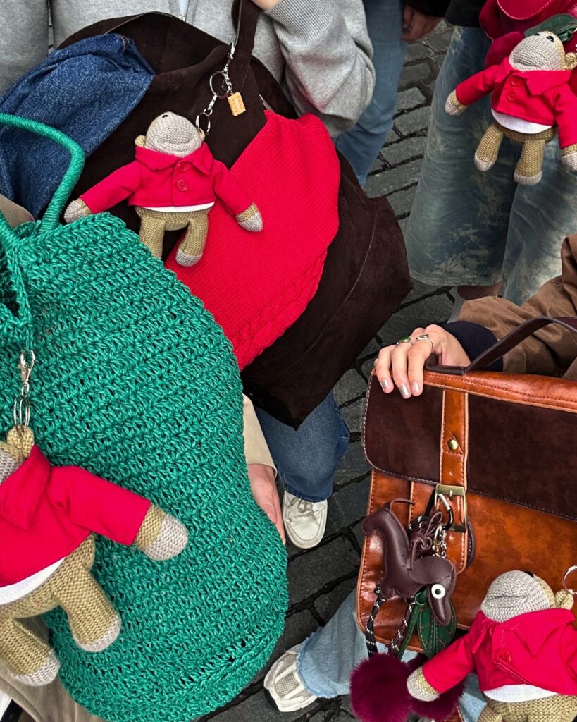 PG Tips fans demand a new Monkey toy after the mascot joins the viral Labubu trend as a handbag accessory sparking calls for the brand to release a Labrew brew doll.