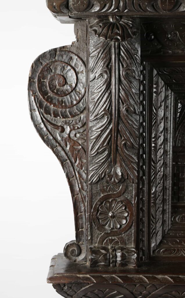 A rare Elizabethan four poster bed dating back 445 years to around 1580 and once housed at Godolphin House is set for auction with an estimate of up to £30,000.