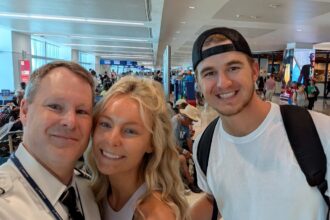 Pilot surprises daughter by secretly flying her Southwest honeymoon flight from Cancun - Captain John Arvin left bride Addison in tears with the ultimate dad move.