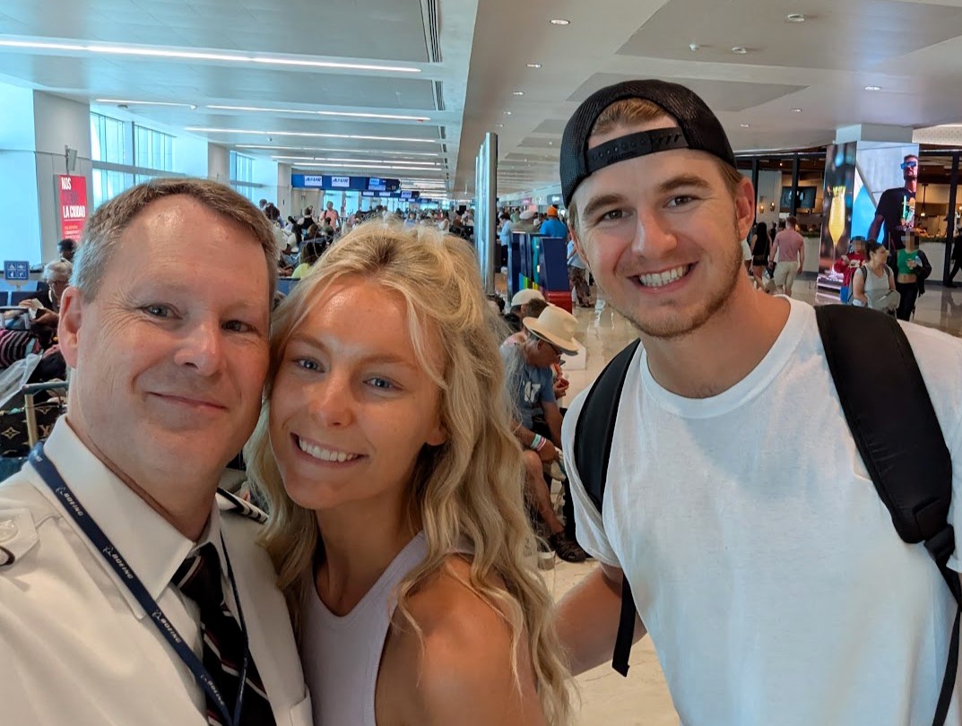 Pilot surprises daughter by secretly flying her Southwest honeymoon flight from Cancun - Captain John Arvin left bride Addison in tears with the ultimate dad move.