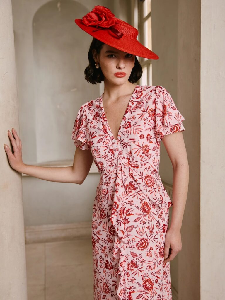 Samantha Cameron’s fashion brand Cefinn closes after eight years with a final sale offering up to 40 percent off dresses, tops and blazers as operations wind down.