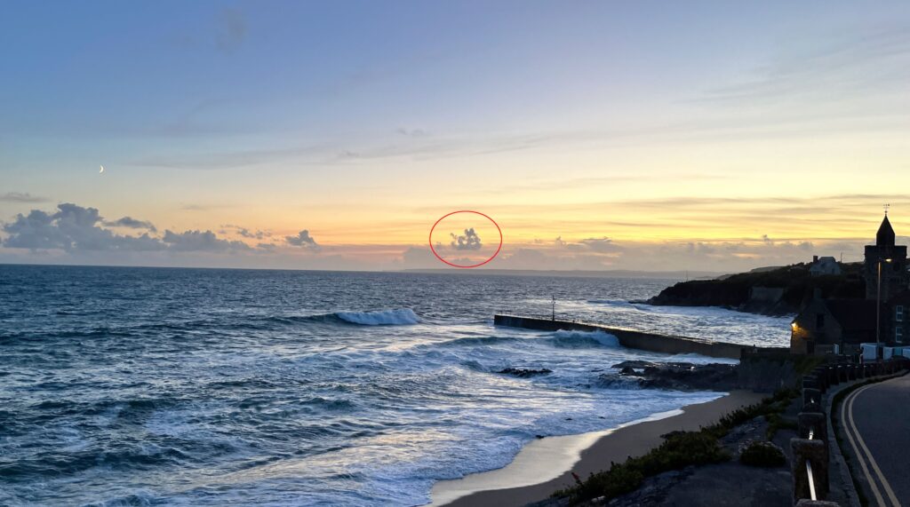 Pensioner captures ship-shaped cloud off Cornwall coast - photo taken in Mousehole near Penzance sparks comparisons to Blue Peter badge, Jack Sparrow and Peter Pan.