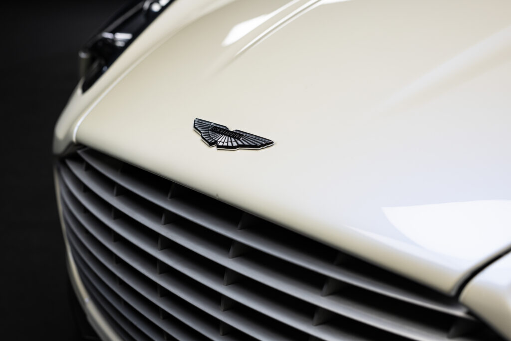Aston Martin One-77 hypercar heads to auction in Abu Dhabi for £1.18m. One of only 77 made, it boasts a 7.3L V12, 750bhp, 217mph top speed and stunning design.