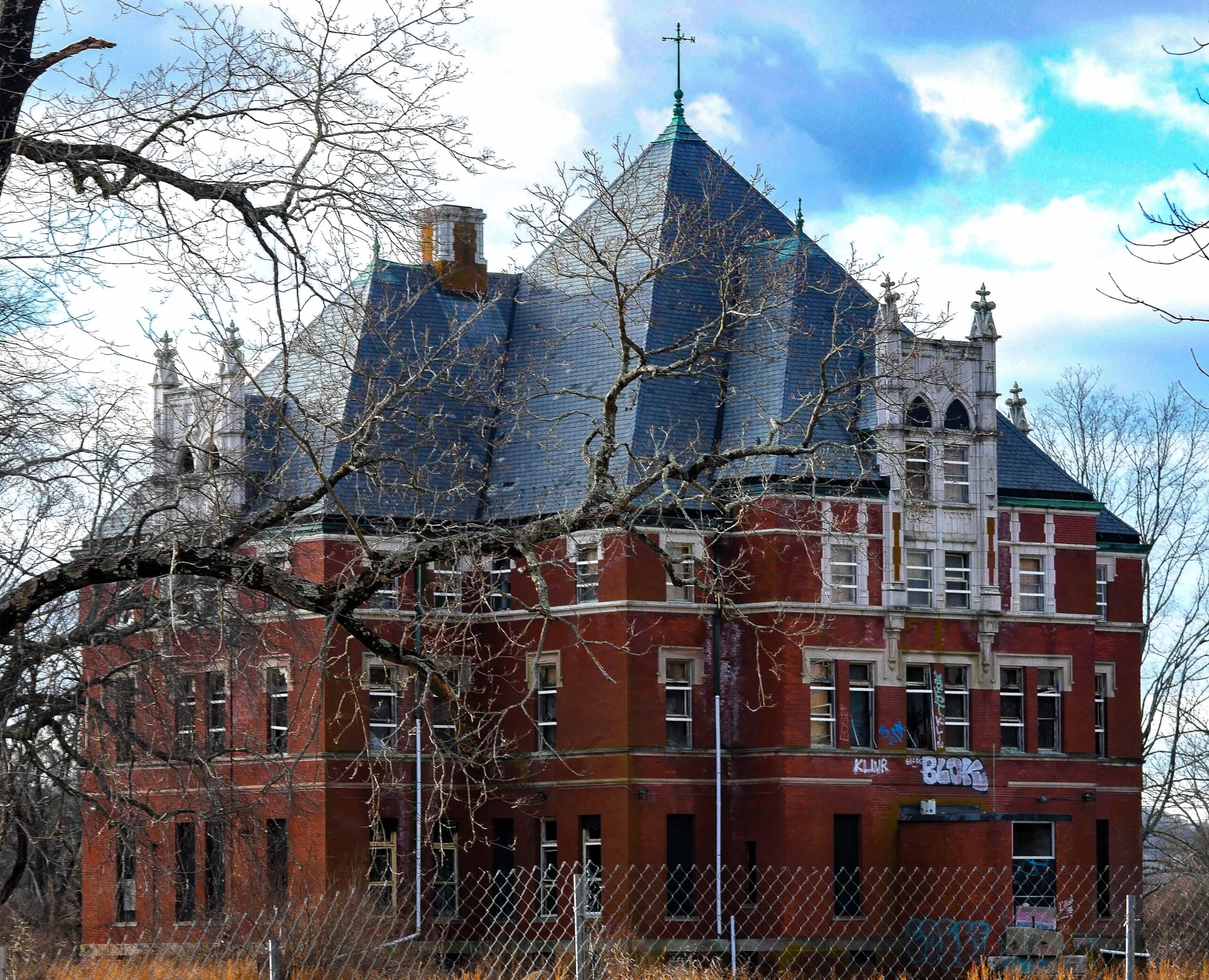 Urban explorer vows never to return to asylums after terrifying night in abandoned Mansfield Training School - chilling basement encounter left her fleeing in fear.