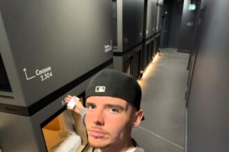 Influencer reviews £20 London capsule hotel room he calls “coffin-like” but surprisingly cosy. His viral video shows why budget pods are gaining attention despite mixed reactions.