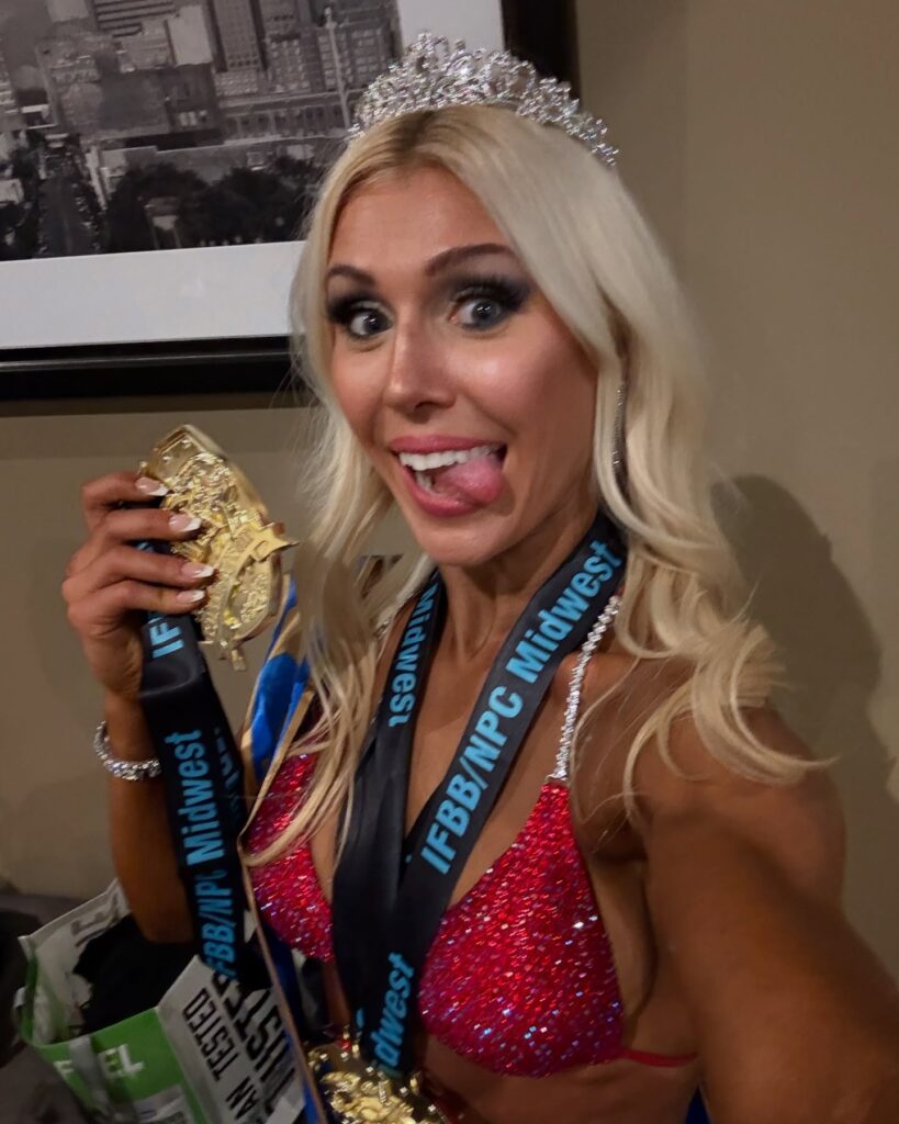 Ballerina Ashlee Rose Montague stuns viewers by walking en pointe across seven champagne bottles, earning Guinness World Records and millions of views for her daring skill.Ballerina Ashlee Rose Montague stuns viewers by walking en pointe across seven champagne bottles, earning Guinness World Records and millions of views for her daring skill.