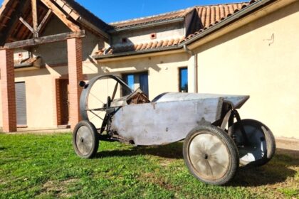 A rare 1921 Helica, known as the “wingless aeroplane,” is expected to fetch £105,000 at auction as collectors race to own this bizarre piece of automotive history.