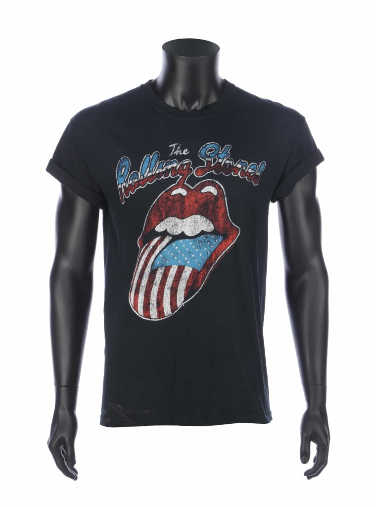 Noel Gallagher's handwritten lyrics for Oasis hit Don't Look Back in Anger sold for £20,160 at auction, five times the estimate, alongside rare band memorabilia in London.