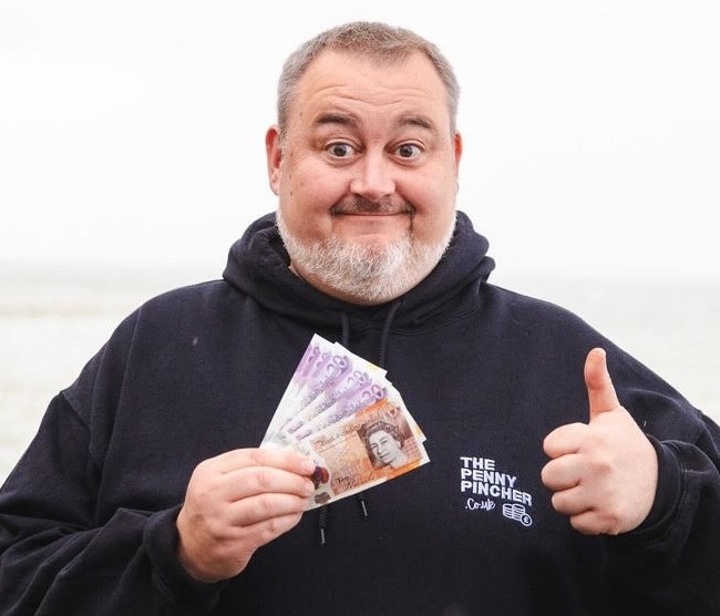 A savvy dad revealed how he preps Christmas dinner nearly a year early saving 75 percent by stocking up on yellow sticker deals turkeys and desserts months in advance.