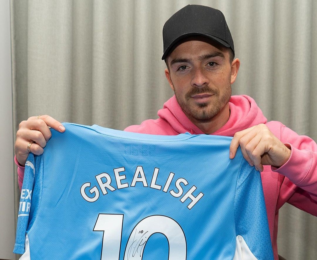 Jack Grealish was spotted at McGettigan’s Irish bar in Dubai after being left out of England’s squad, relaxing with fans as the Three Lions secured their World Cup qualification.