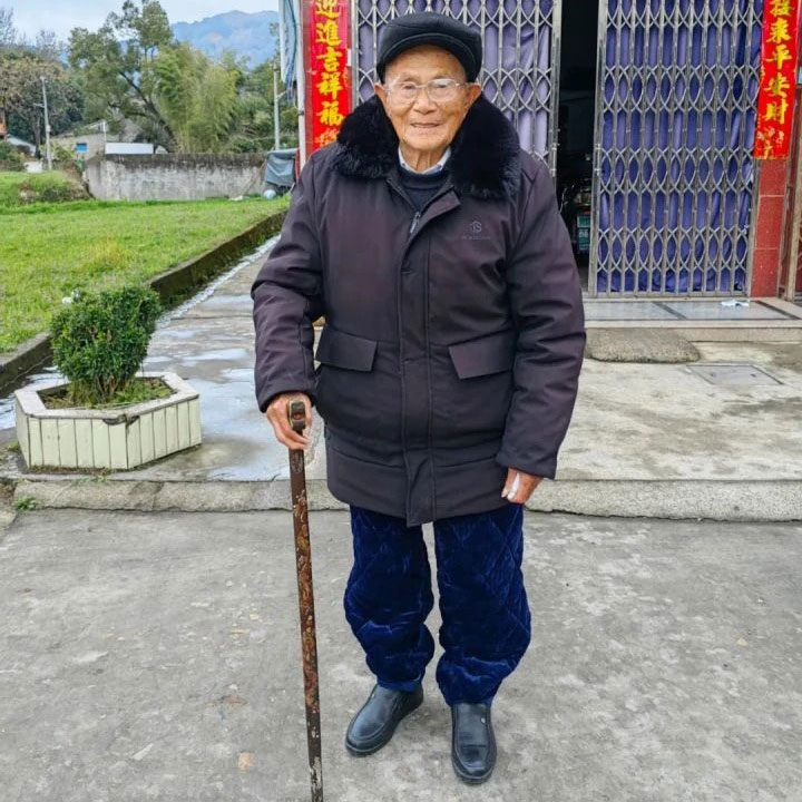 A 111-year-old man from China says wine and sweets are his secret to longevity. Zhan Changcheng, a former bamboo weaver, still walks daily and enjoys life with his large family.