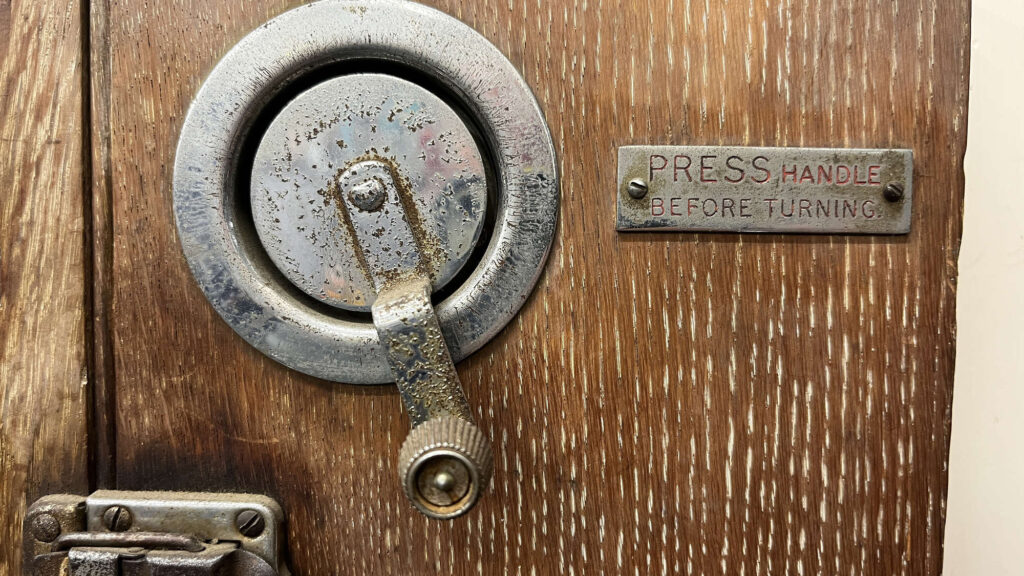 A rare 1936 Spotlight Golf Machine is heading to auction for £4,000, offering collectors a unique piece of sports gaming history despite missing parts and not working.