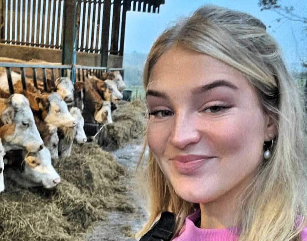 Clarkson’s Farm star Harriet Cowan stuns fans with her new £34000 Maxus T60 4x4 celebrating her rise to fame and successful switch from nursing to full time farming.