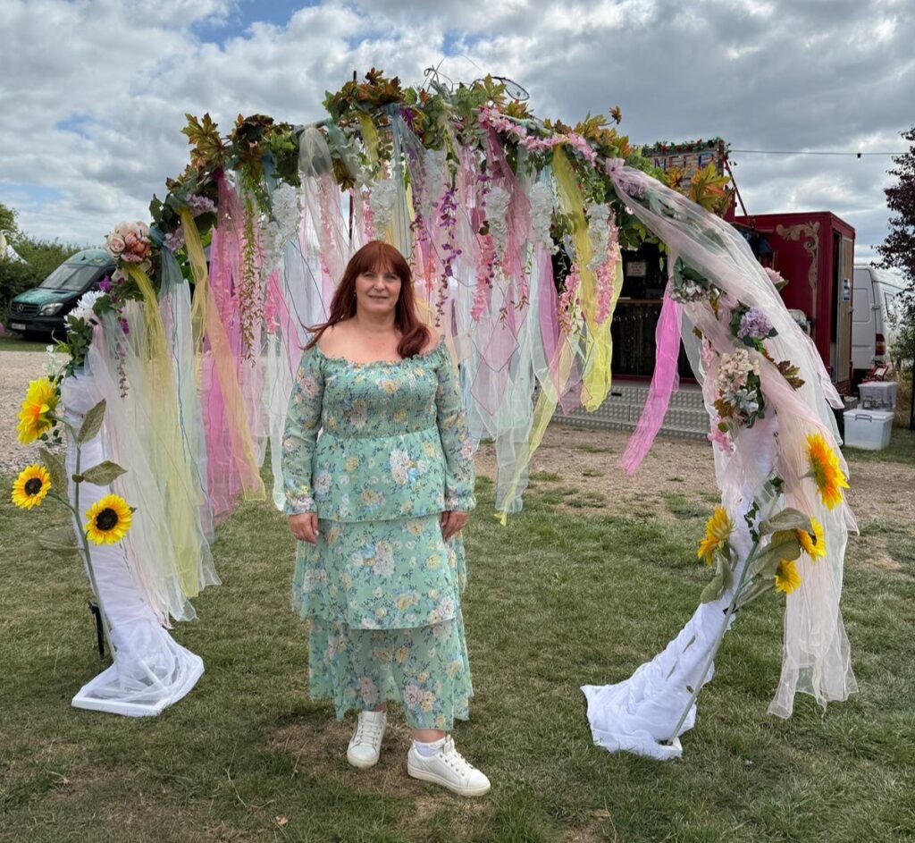 A celebrity psychic revealed eight surprising ways spirits make contact including flickering lights familiar scents animal messengers and songs that play at just the right moment.