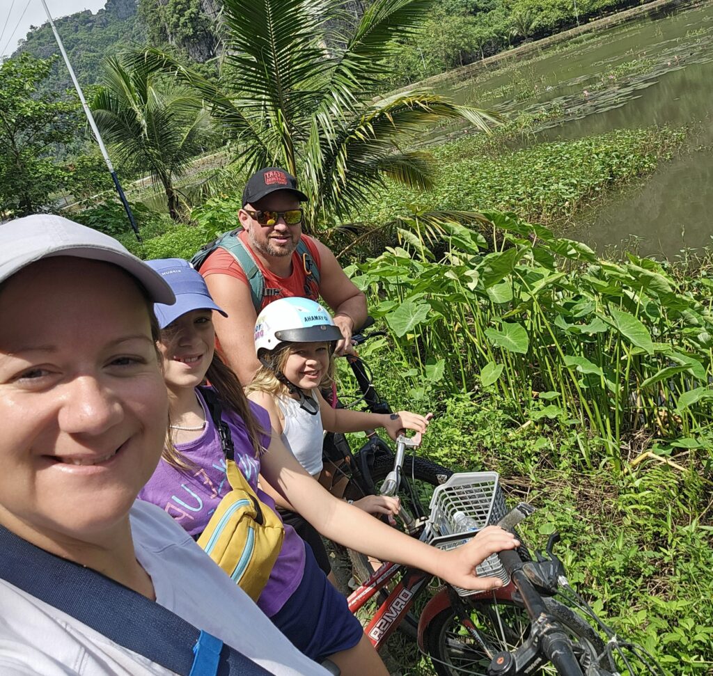 UK couple ditch hamster wheel life to world school their daughters travelling full time across the globe and discovering cheaper living happier days and freedom as a family.