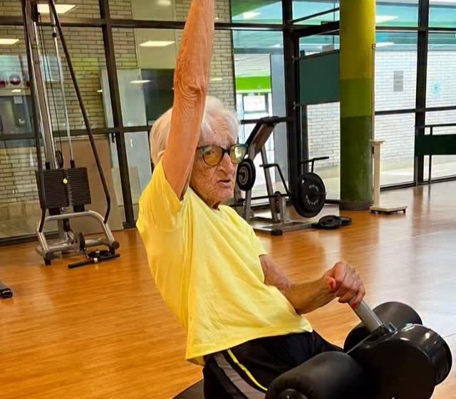 Bodybuilding centenarian Iñaxi Lasa trains two hours daily at 101 sharing her longevity secrets of strength exercise olive oil vegetables and resilience while inspiring thousands online with her routine.