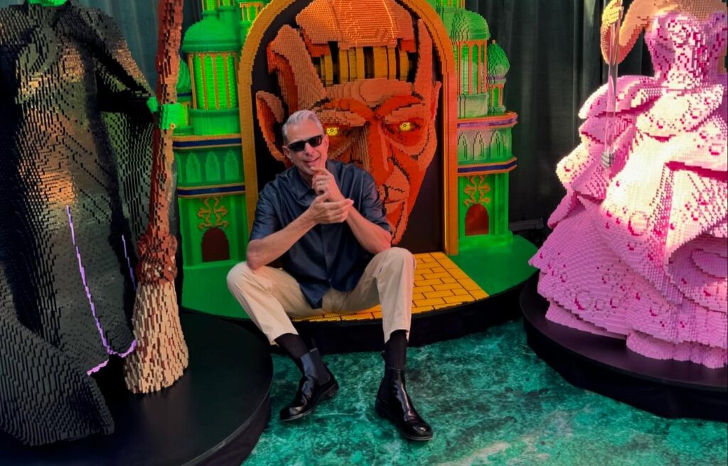 Jeff Goldblum reveals he’s given up meat and poultry after filming Wicked alongside Ariana Grande and Cynthia Erivo, saying the role inspired him to live more compassionately.