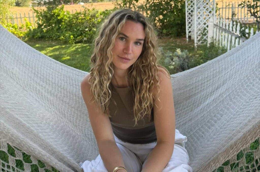 A woman was left mortified when a self-driving Waymo car froze in an intersection blocking a trolley - leaving passengers helpless as honking drivers watched the chaos unfold.