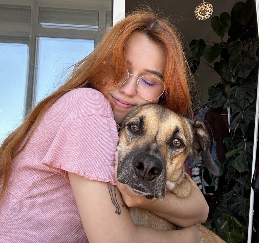 A mum to be spotted her dogs face in her baby scan after an ultrasound resembled her rescue pup Goulash sparking millions of views and sweet reactions about him watching over the baby.