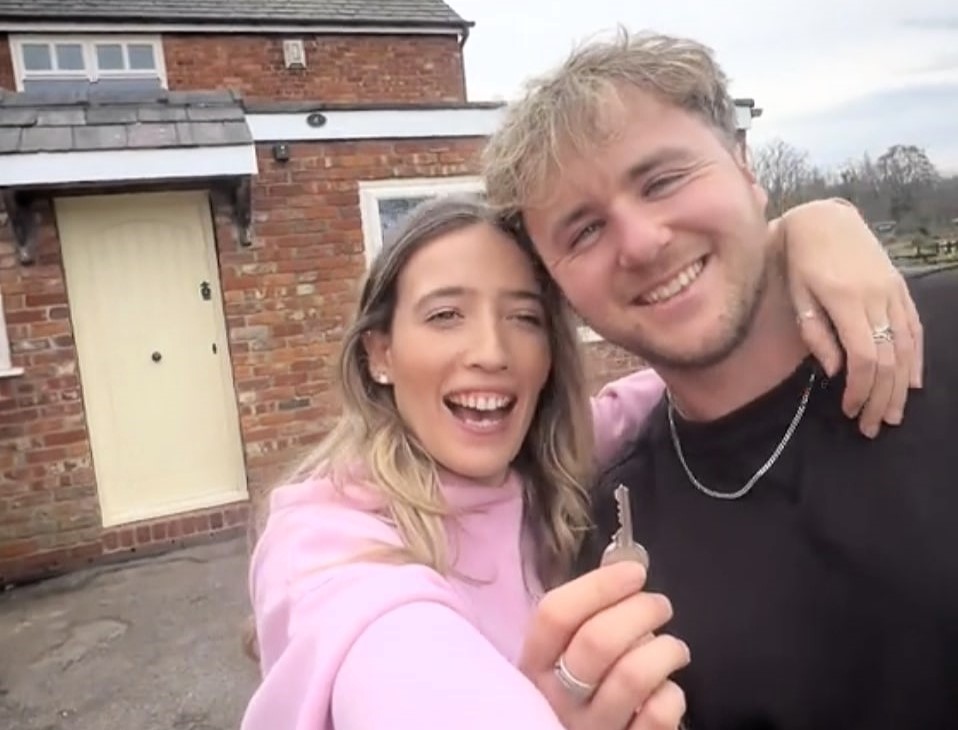 First-time buyer Becky Chorlton saves £2,000 by asking to keep the seller’s old sofas for free, proving one smart question can make a huge difference when moving in.