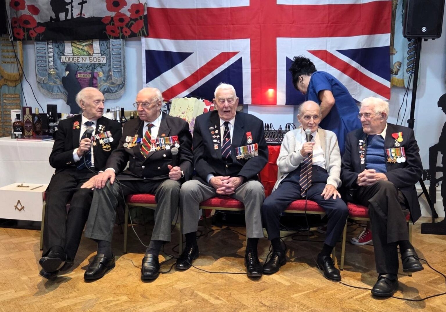 Five World War II veterans with a combined age of 505 formed the world’s oldest boy band after singing Vera Lynn’s We’ll Meet Again at a Remembrance lunch in Essex.