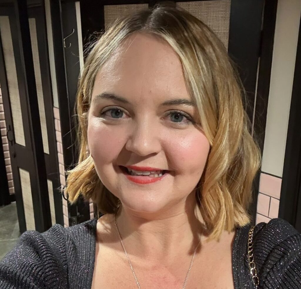 Boss sparks viral debate after refusing to pay for two Christmas lunches for one staff member as TikTok viewers clash over entitlement workplace etiquette and fairness.