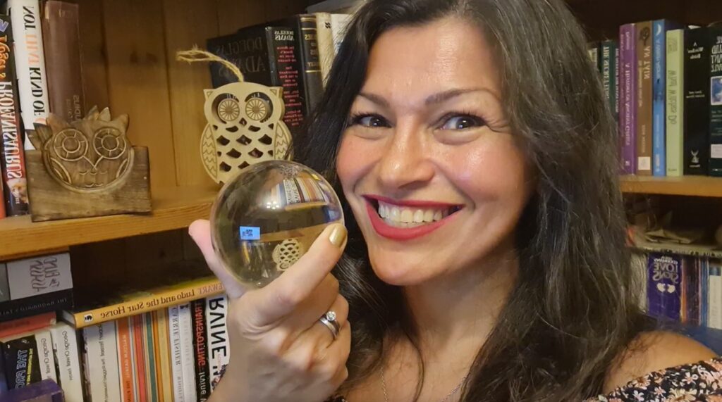 Astrologer predicts a rare white Christmas for the UK with snow in Scotland and patches in England and Wales before rain returns and milder weather arrives for January 2026.