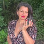 Celebrity psychic Inbaal Honigman predicts 2026 will bring a property market shift favouring first-time buyers with affordable countryside homes while city centres decline.